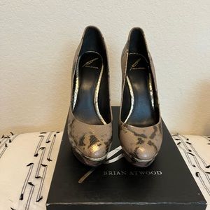 BRIAN ATWOOD BFFONTANNE Snake Platform Pump Shoe 8.5